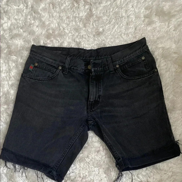 Gucci black denim shorts size 46